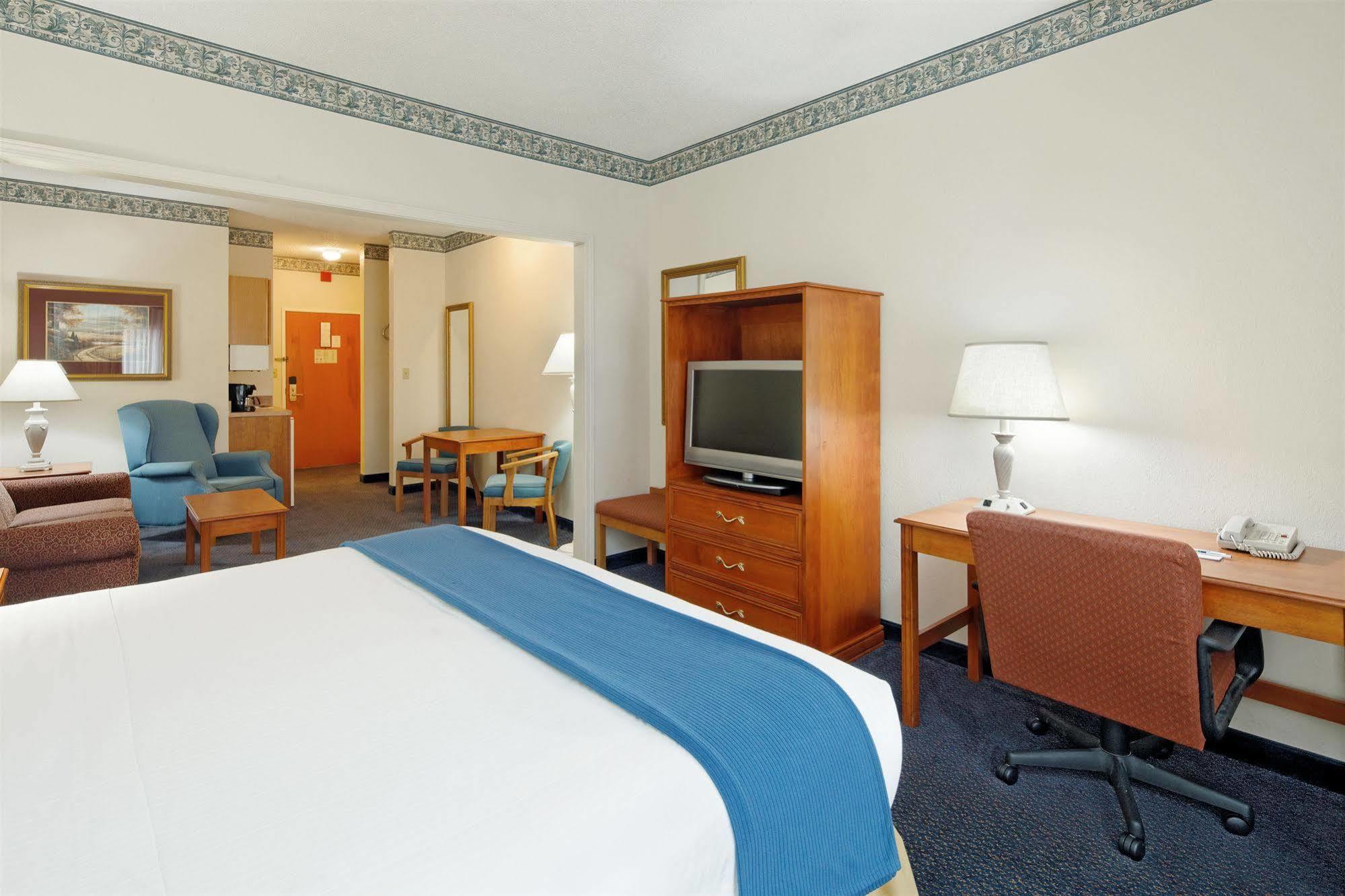 Holiday Inn Express Hotel & Suites Λάνκαστερ Εξωτερικό φωτογραφία