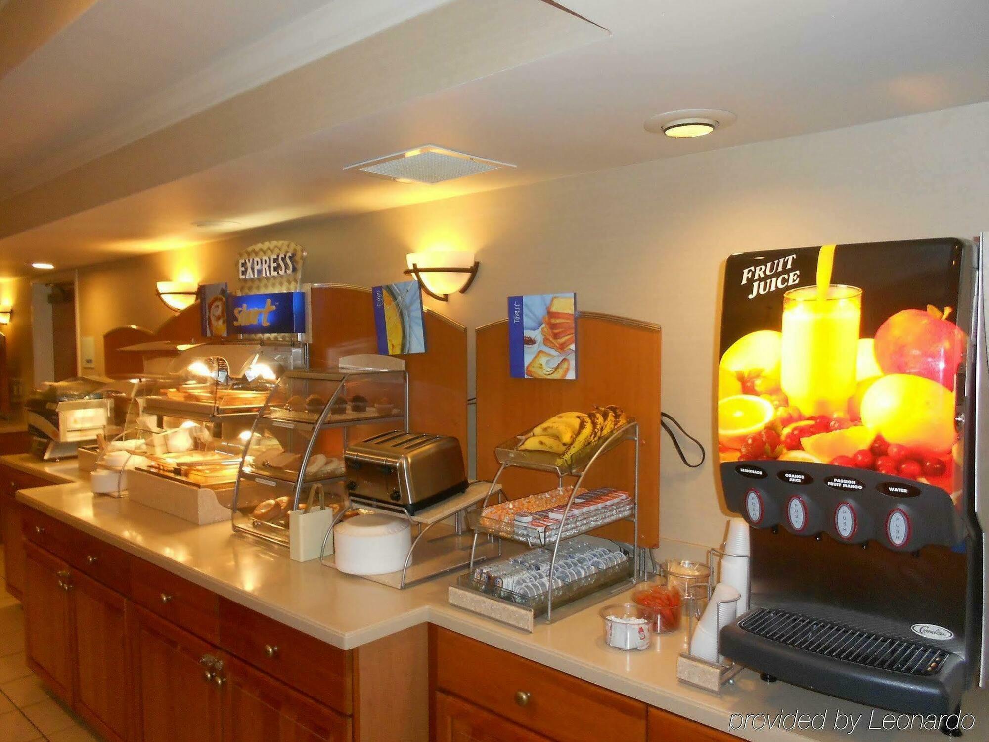 Holiday Inn Express Hotel & Suites Λάνκαστερ Εστιατόριο φωτογραφία